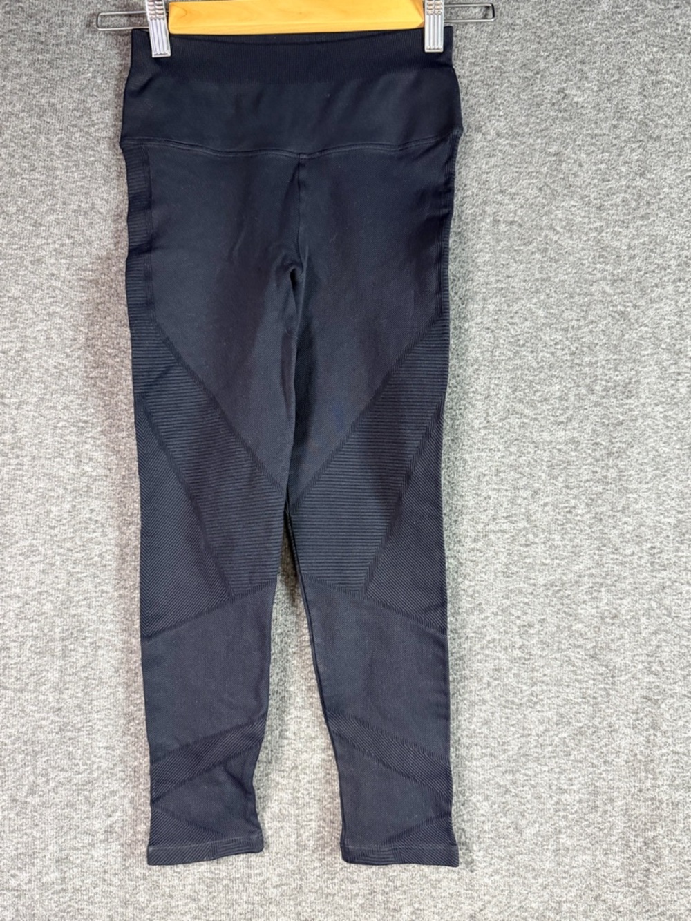 NUX Black High Waisted Leggings Textured Panel Seamless Activewear Size S NWOT